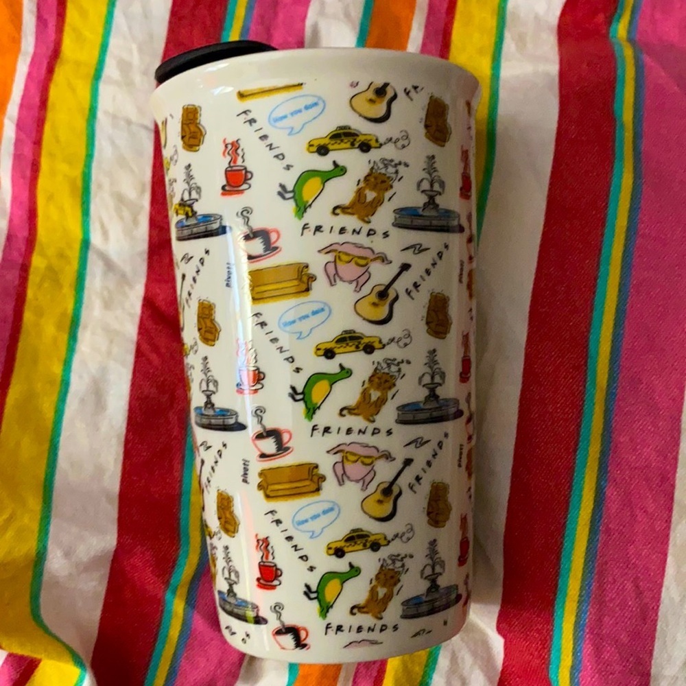 HP 🎉 NWOT Friends mug